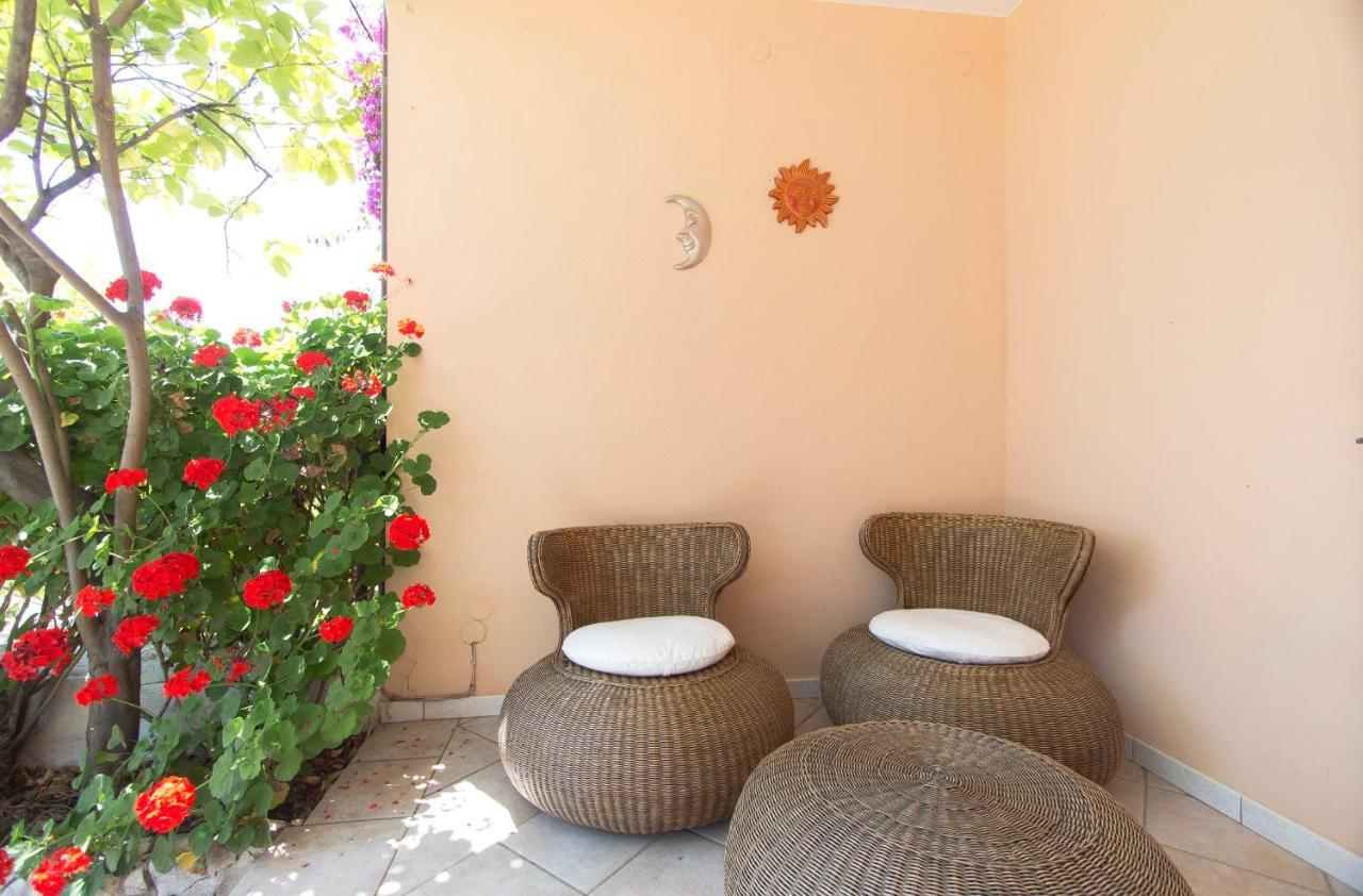 Ferienwohnung Sos Dorroles Cala Gonone Exterior foto