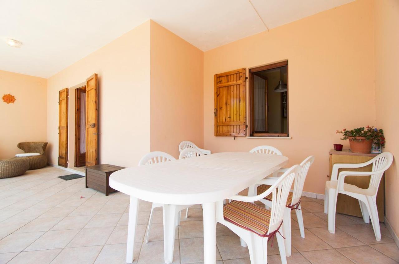 Ferienwohnung Sos Dorroles Cala Gonone Exterior foto