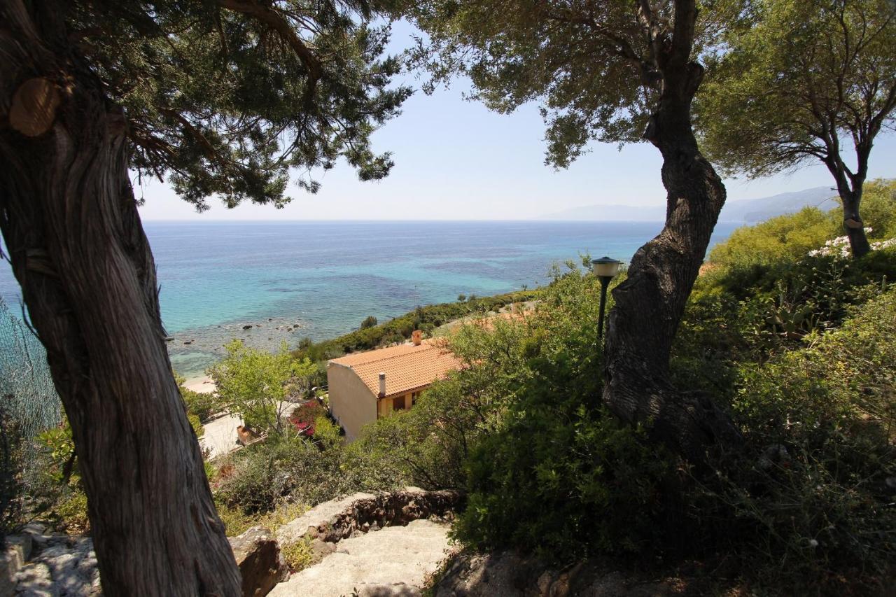 Ferienwohnung Sos Dorroles Cala Gonone Exterior foto